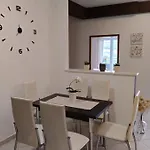 شقة Laura - Cozy And Affordable غاباس