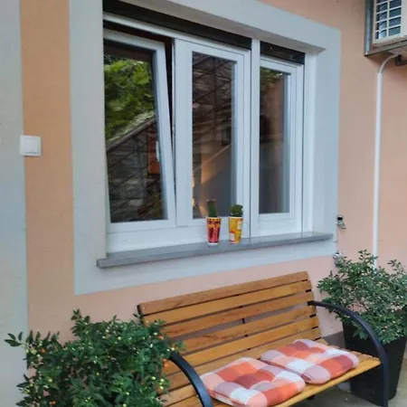 Laura - Cozy And Affordable * Rabac
